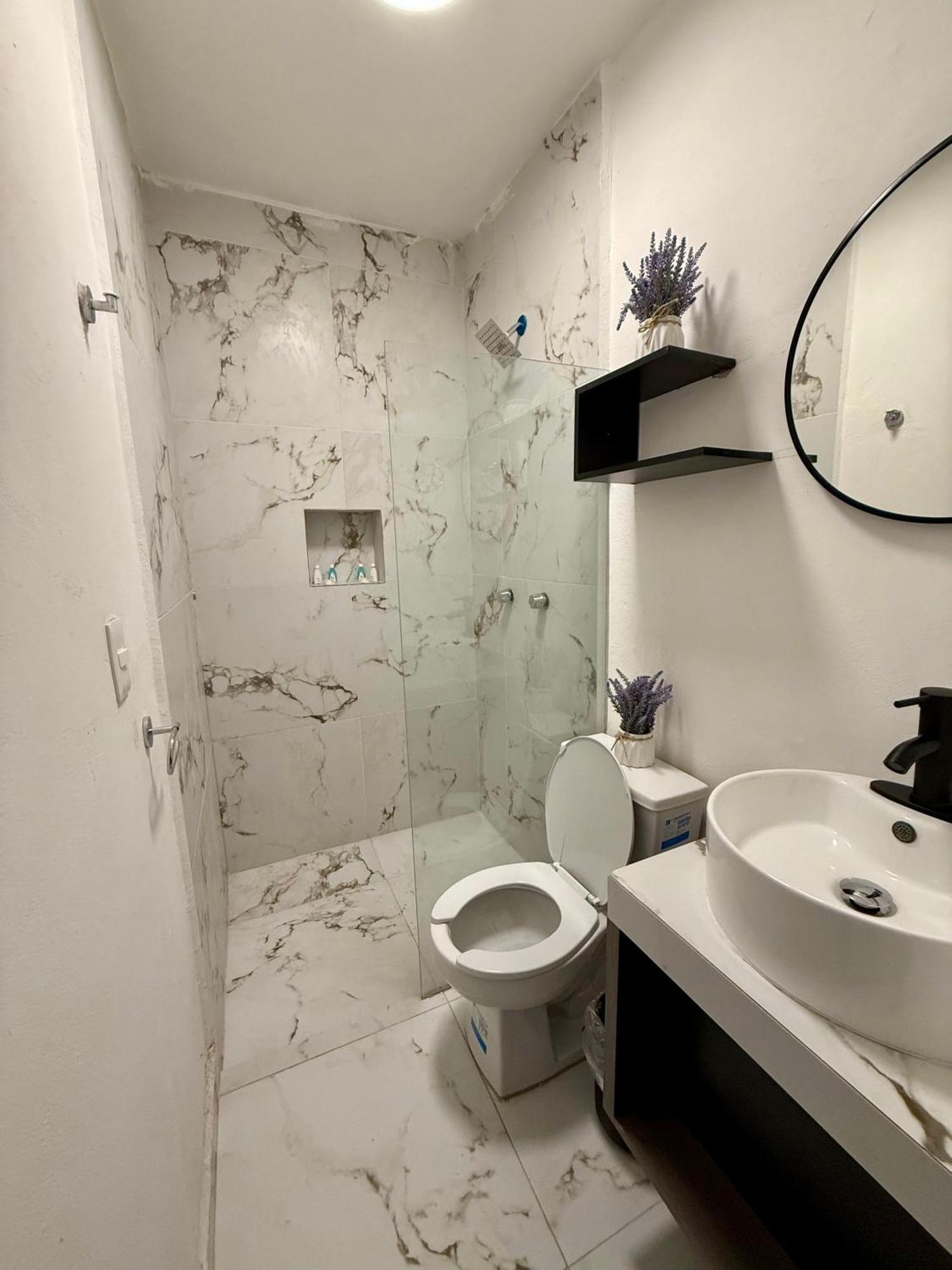 Casa Tortuga 5Th Ave Hotel Плая дел Кармен Екстериор снимка